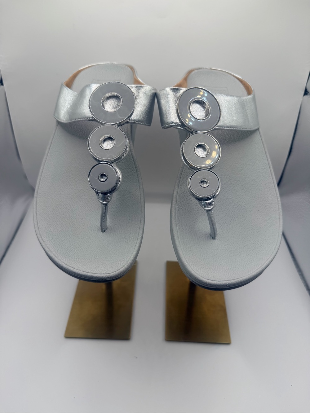 FitFlop Silver Metallic Circle-Accent Toe-Post Sandals